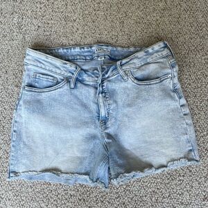 Ava & Viv 14W Cutoff Jean Shorts